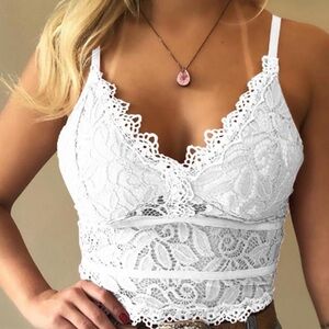 Guipure Lace V-Neck Spaghetti Strap Top